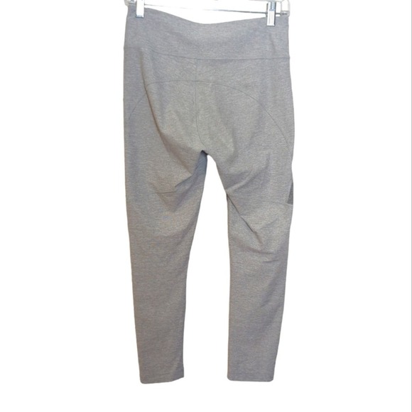 Outdoor Voices Gray Two-Toned Warmup Leggings Crop Ankle Size Medium - Picture 3 of 6